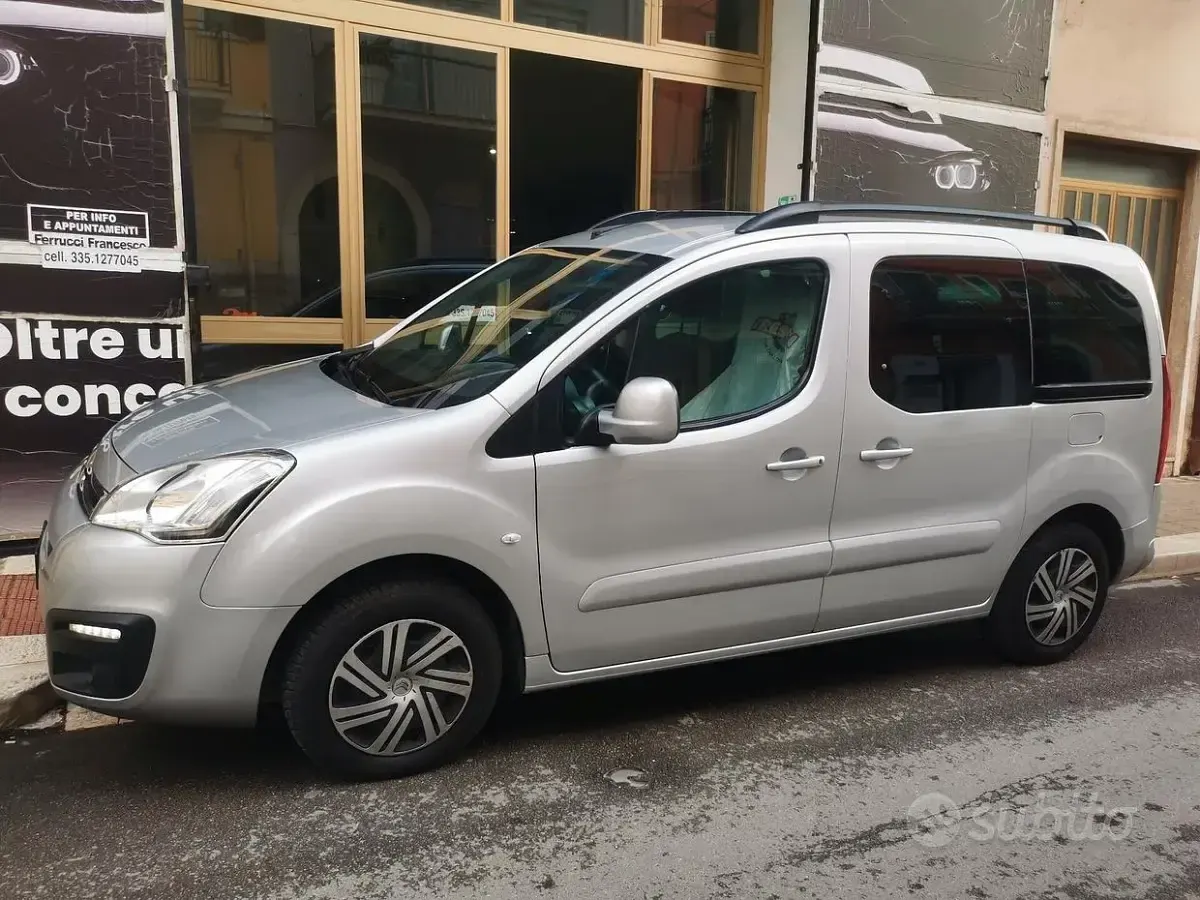 Occasion Citroën Berlingo 100 ch (73 kW) 2016 Gris Monospace