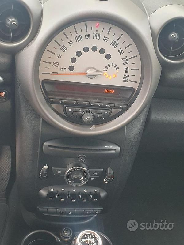 Usata Mini One Countryman 98 CV (72 kW) 2010 Bianco SUV