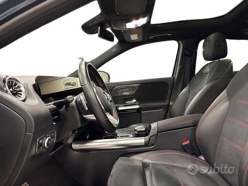 Usata Mercedes GLA200 Premium 149 CV (109 kW) 2022 Blu SUV