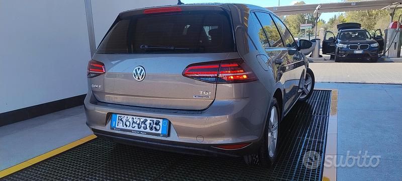 Usata VW Golf VII 110 CV (80 kW) 2017 Utilitaria