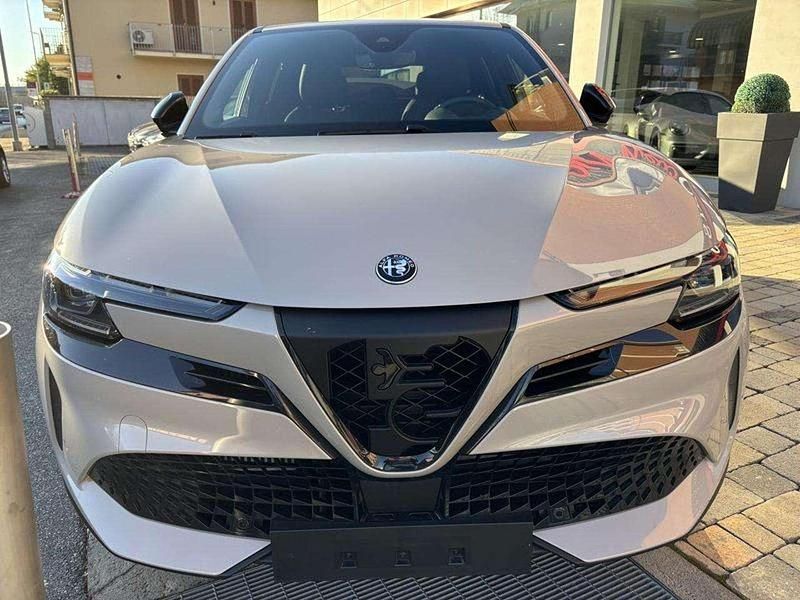 Usata Alfa Romeo Junior Edizione Speciale 136 CV (100 kW) 2025 Bianco SUV