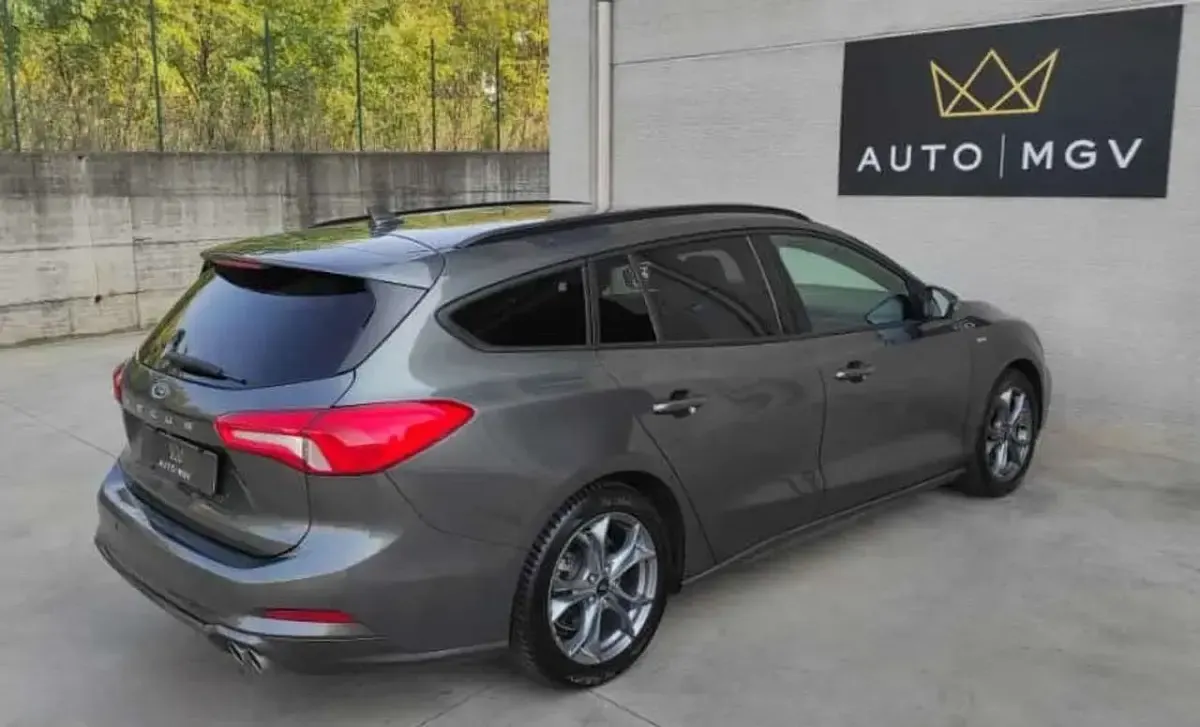 Usata Ford Focus ST-Line 125 CV (91 kW) 2021 Grigio Station wagon