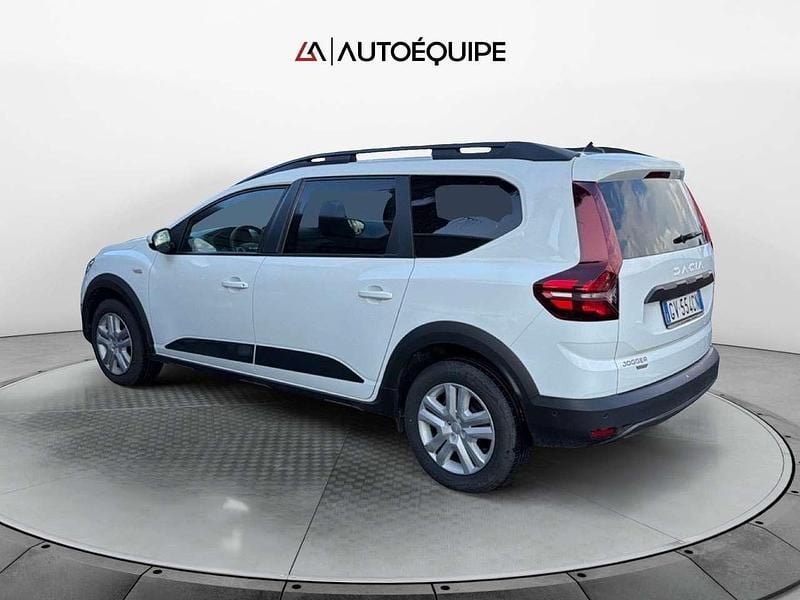 Usata Dacia Jogger Expression 143 CV (105 kW) 2024 Bianco Monovolume