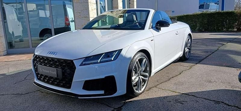 Usata Audi TT Roadster S-Line 245 CV (180 kW) 2021 Bianco Cabrio