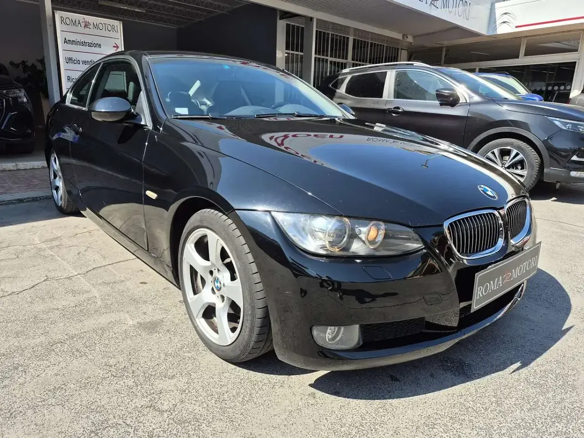 Usata BMW 325 218 CV (160 kW) 2008 Nero Coupé