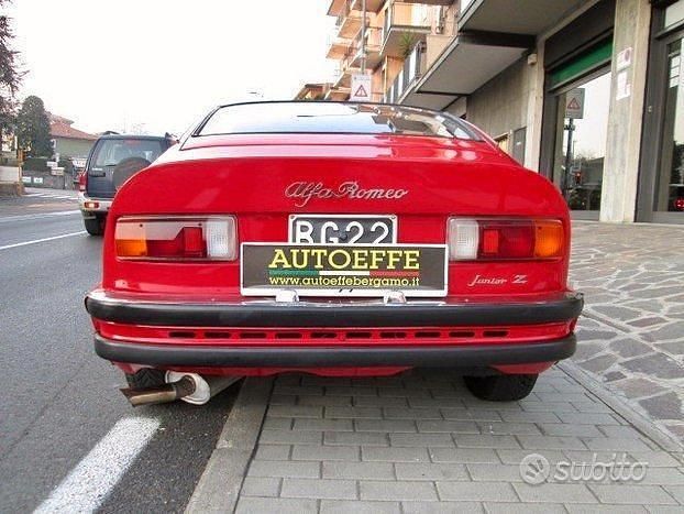 Usata Alfa Romeo GT Junior 88 CV (64 kW) 1970 Rosso Coupé