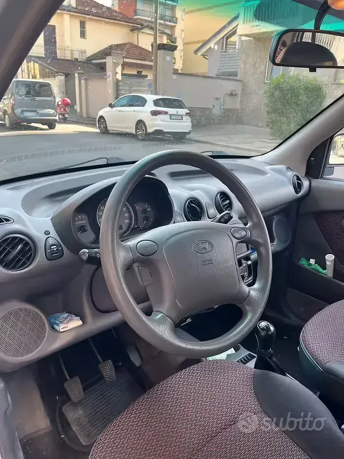Usata Hyundai Atos 63 CV (46 kW) 2007 Grigio Utilitaria