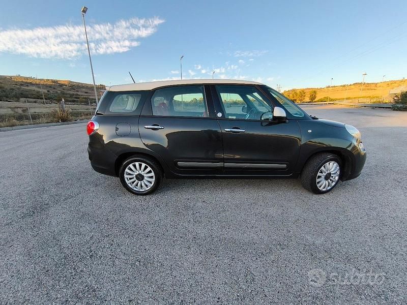 Usata Fiat 500L Living 105 CV (77 kW) 2015 Grigio Monovolume