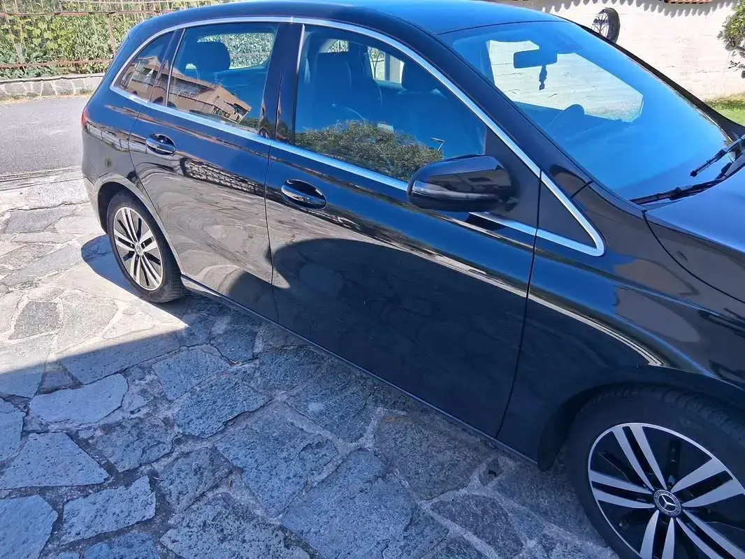 Usata Mercedes 180 136 CV (100 kW) 2021 Berlina
