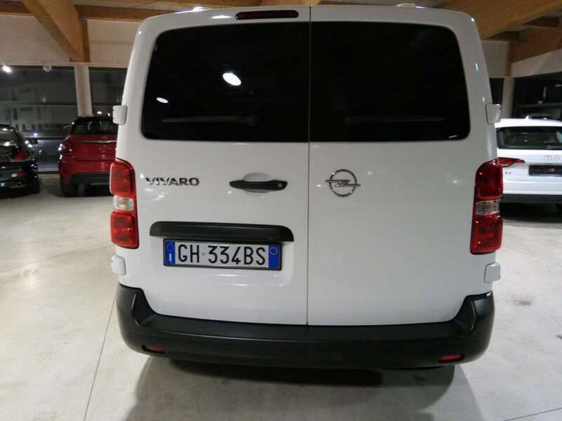 Usata Opel Zafira Life Business Edition 120 CV (88 kW) 2022 Bianco Monovolume