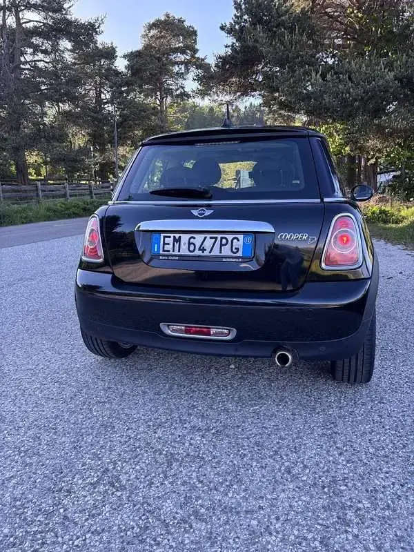Usata Mini Cooper D 111 CV (81 kW) 2012 Nero Utilitaria