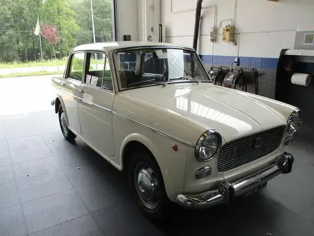 Usata Fiat 1100D 47 CV (34 kW) 1963 Beige Berlina