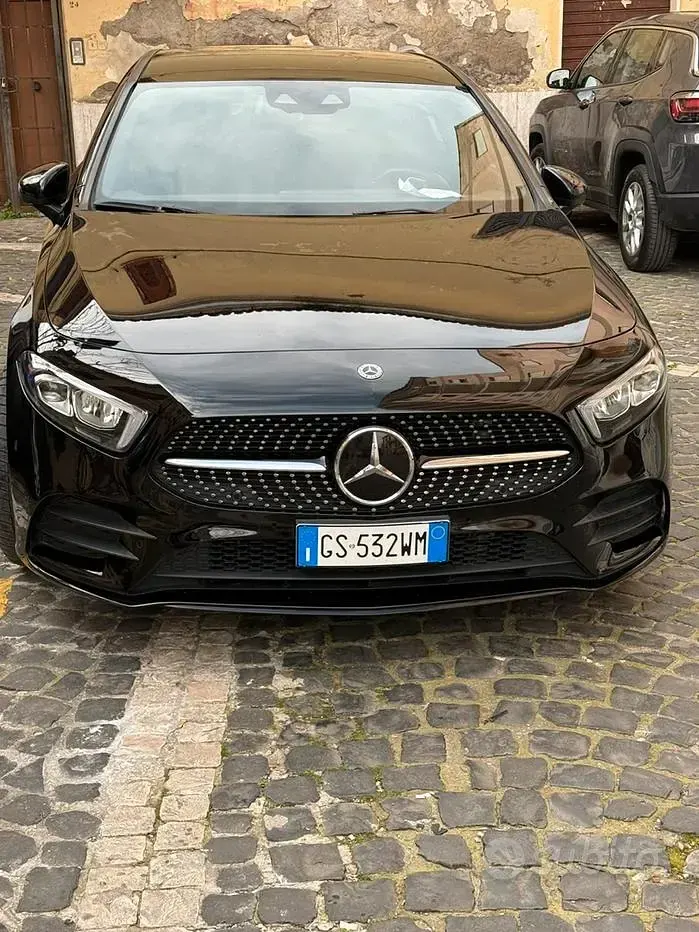 Usata Mercedes A200 150 CV (110 kW) 2020 Nero Berlina