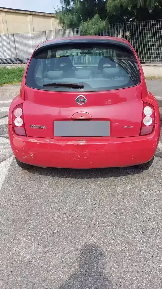 Usata Nissan Micra 88 CV (64 kW) 2003 Rosso Utilitaria
