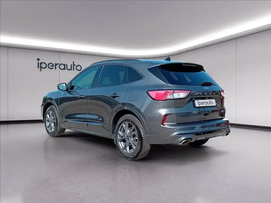 Usata Ford Kuga ST-Line X 225 CV (165 kW) 2023 Grigio s. SUV