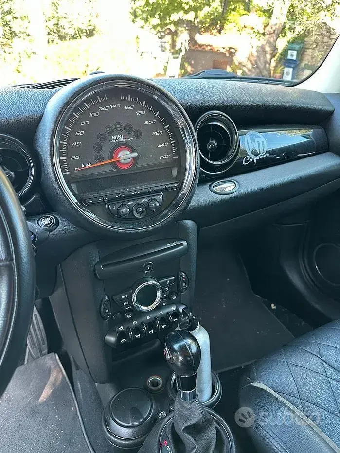 Usata Mini John Cooper Works 184 CV (135 kW) 2011 Nero Utilitaria