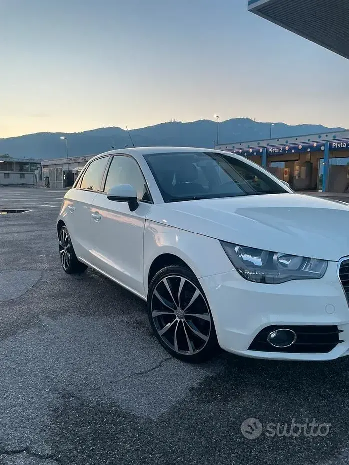 Usata Audi A1 90 CV (66 kW) 2013 Bianco Utilitaria