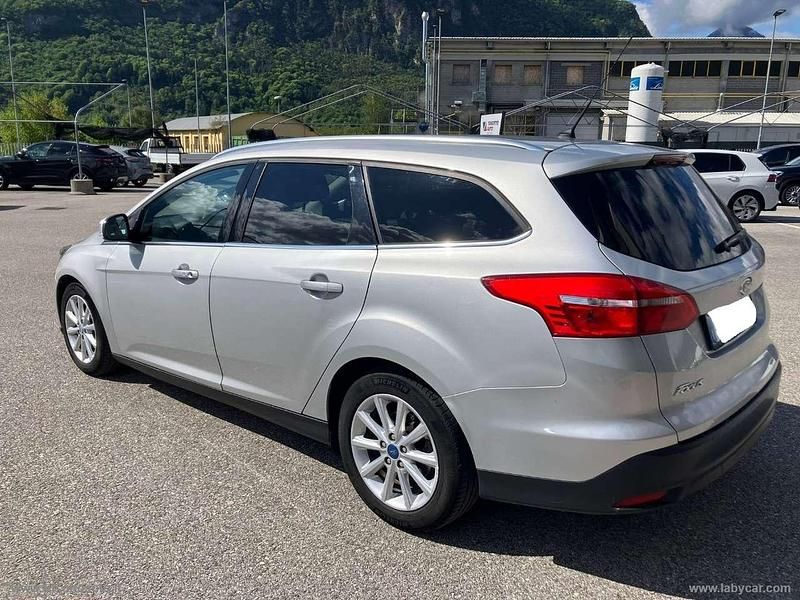 Usata Ford Focus Titanium 120 CV (88 kW) 2015 Argento Station wagon