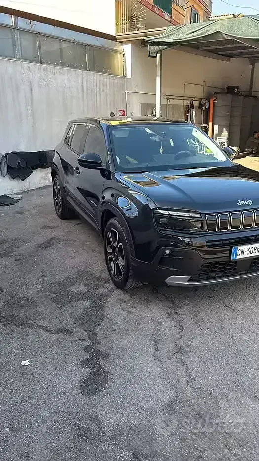 Usata Jeep Avenger Summit 101 CV (74 kW) 2023 Nero SUV