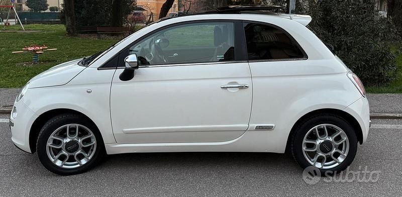 Usata Fiat 500 Lounge 75 CV (55 kW) 2008 Bianco Cabrio