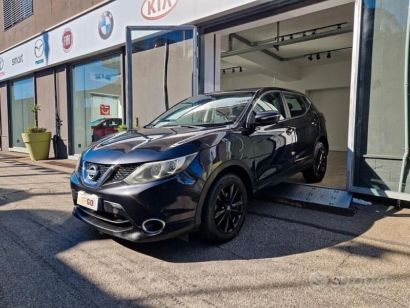 Usata Nissan Qashqai Acenta 110 CV (80 kW) 2014 Nero SUV