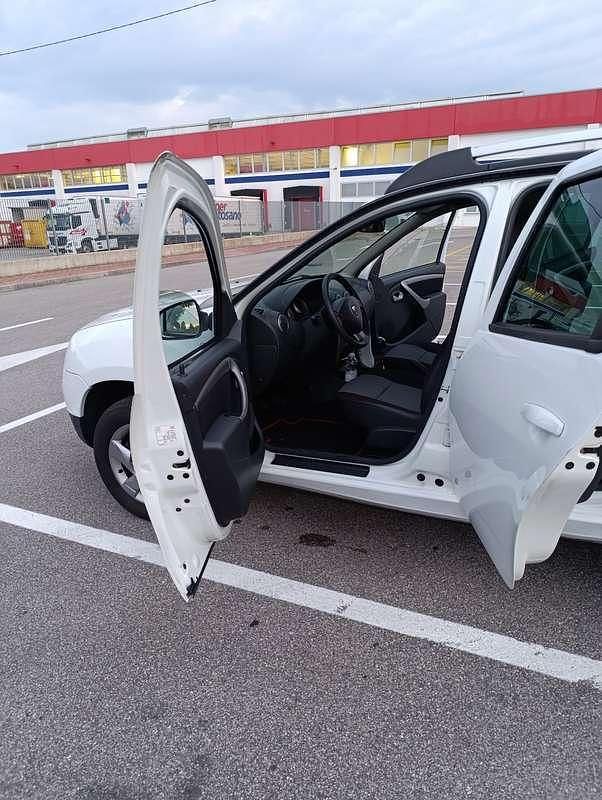 Usata Dacia Duster Lauréate 107 CV (78 kW) 2013 SUV