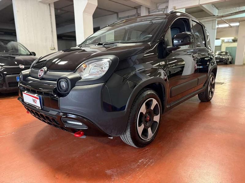 Nero Usata 2023 Fiat Panda Cross Cross Due volumi | 10.790 € (Super prezzo) - Immagine 1/4