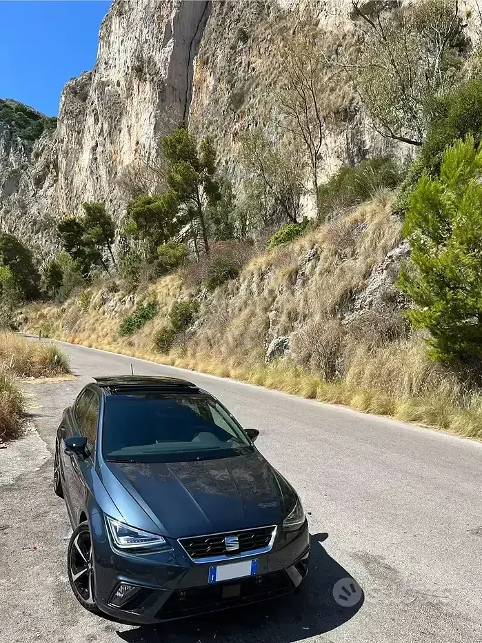 Usata Seat Ibiza FR 110 CV (80 kW) 2023 Grigio Utilitaria
