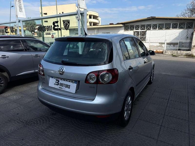 Usata VW Golf Plus Cross Sportline 105 CV (77 kW) 2007 Argento Monovolume
