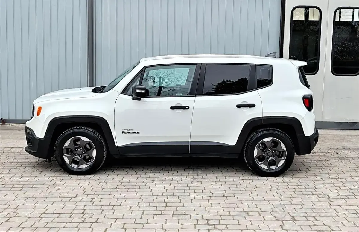 Usata Jeep Renegade Sport 95 CV (69 kW) 2017 Bianco SUV