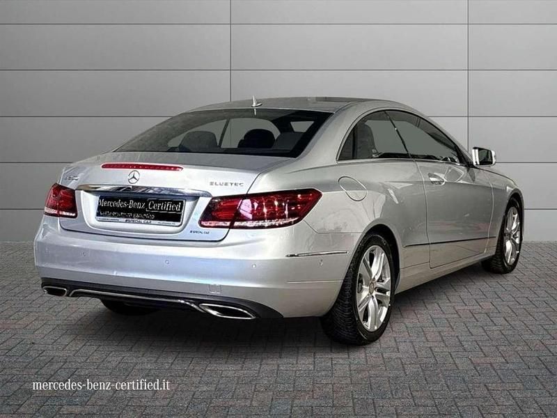 Usata Mercedes E250 204 CV (150 kW) 2015 Argento iridio Coupé