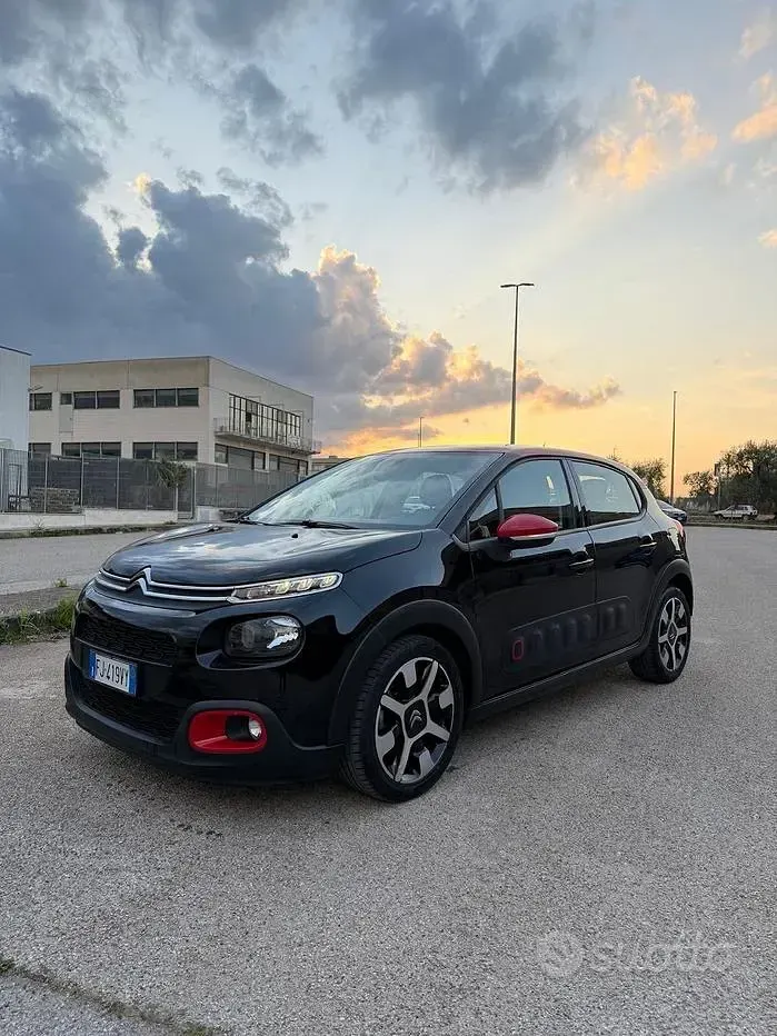 Usata Citroën C3 Live 99 CV (72 kW) 2017 Nero Berlina
