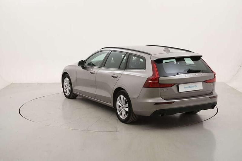 Usata Volvo V60 Business Edition 197 CV (144 kW) 2022 Grigio Station wagon