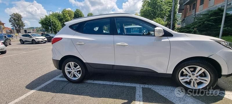 Usata Hyundai ix35 135 CV (99 kW) 2012 Bianco SUV