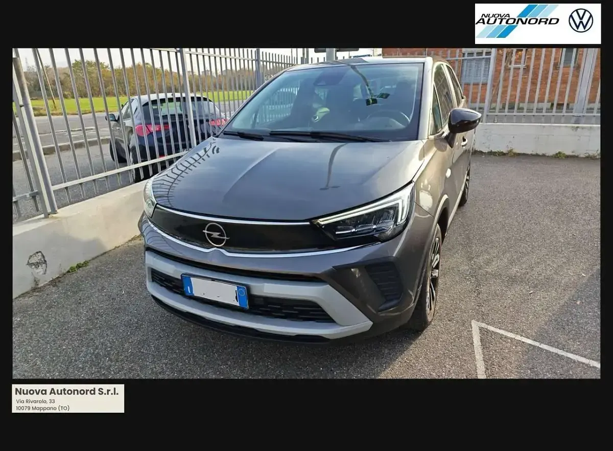 Usata Opel Crossland X Elegance 110 CV (80 kW) 2022 Grigio scuro SUV