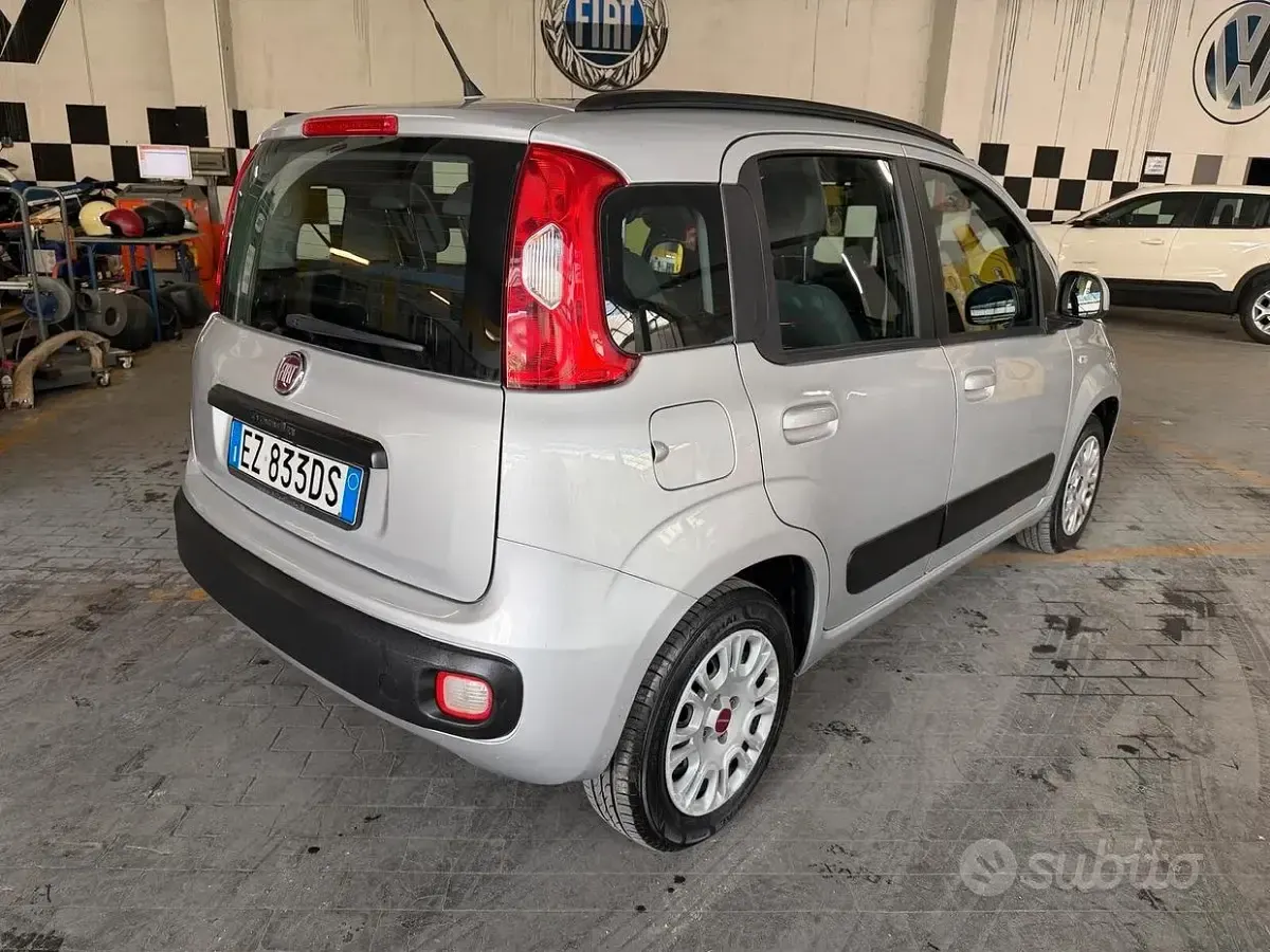 Usata Fiat Panda Lounge 85 CV (62 kW) 2015 Grigio Utilitaria