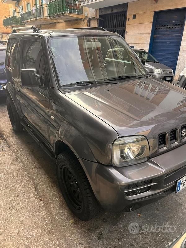 Occasion Suzuki Jimny 2011 Gris SUV