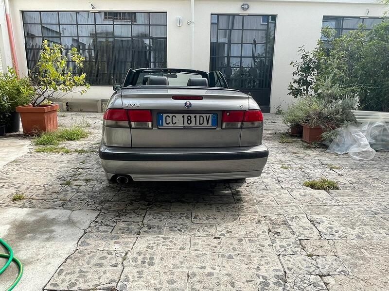 Usata Saab 9-3 Cabriolet 185 CV (136 kW) 2001 Grigio Cabrio