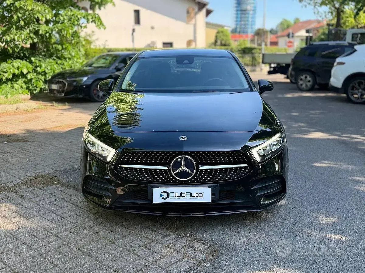 Usata Mercedes A180 Executive 136 CV (100 kW) 2019 Nero Berlina