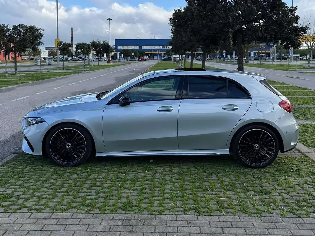Usata Mercedes A180 Advanced Plus 116 CV (85 kW) 2025 Argento Berlina
