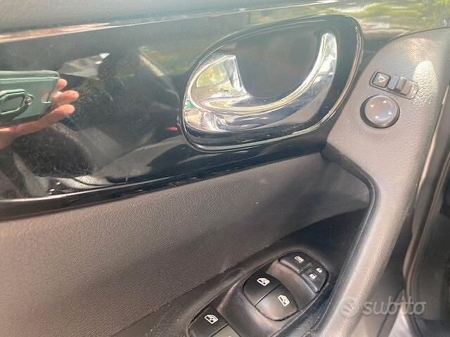 Usata Nissan Qashqai Acenta 116 CV (85 kW) 2019 Grigio SUV