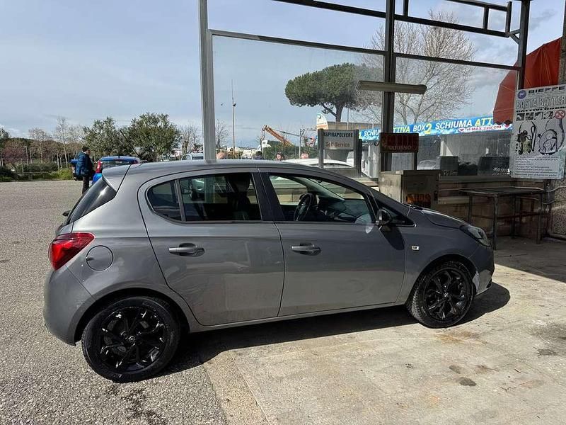 Usata Opel Corsa 90 CV (66 kW) 2016 Grigio Utilitaria