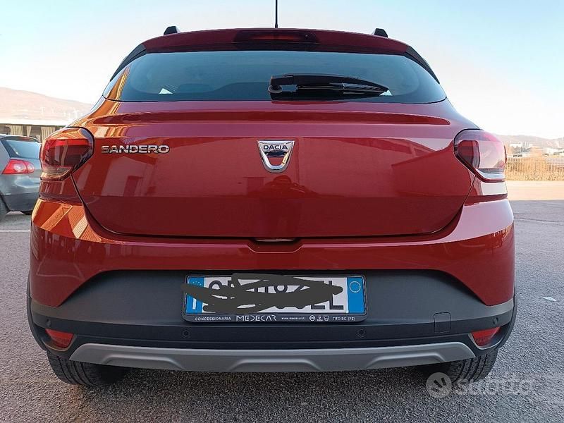 Usata Dacia Sandero Stepway 101 CV (74 kW) 2021 Rosso SUV