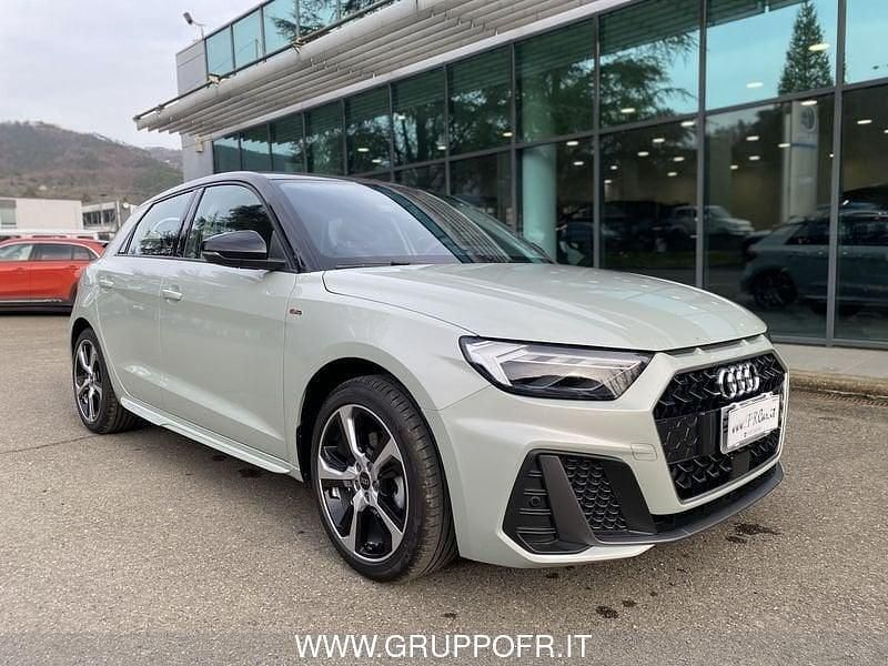 Nuova Audi A1 Design 116 CV (85 kW) 2026 Grigio SUV