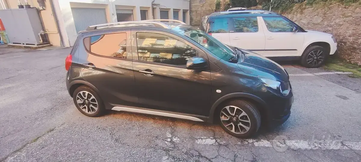 Usata Opel Karl Rocks 73 CV (53 kW) 2018 Utilitaria