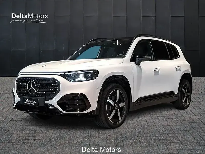 Nuova Mercedes GLB200 163 CV (119 kW) 2026 Nero SUV