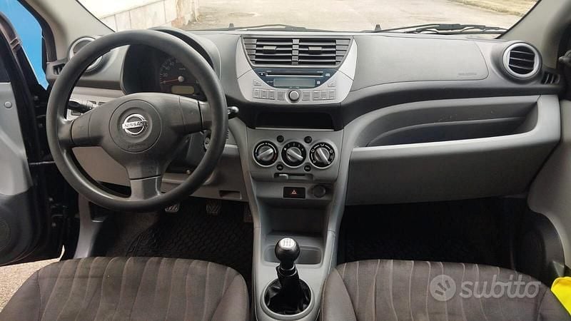 Usata Nissan Pixo 68 CV (50 kW) 2010 Nero Utilitaria
