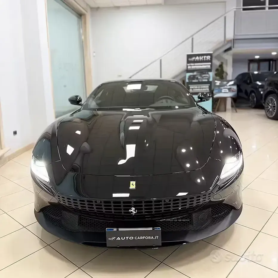 Usata Ferrari Roma 620 CV (456 kW) 2023 Nero Coupé