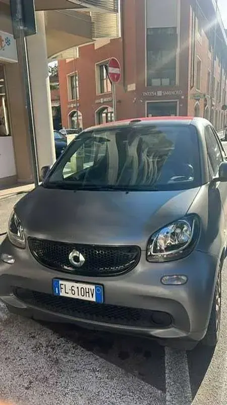 Usata Smart ForTwo Cabrio Proxy 71 CV (52 kW) 2017 Grigio Cabrio