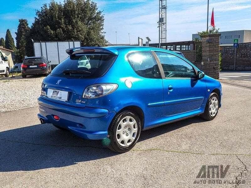 Usata Peugeot 206 68 CV (50 kW) 2006 Other Berlina